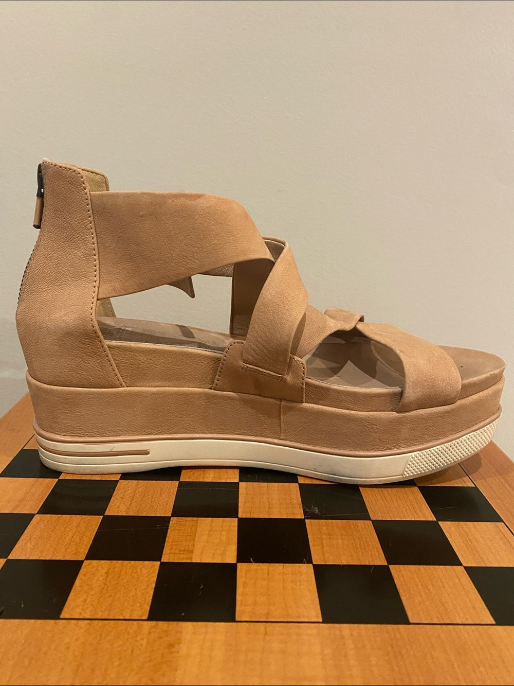 Eileen Fisher Sport Platform Sandal crisscross leather sneaker inspired size 9.5
